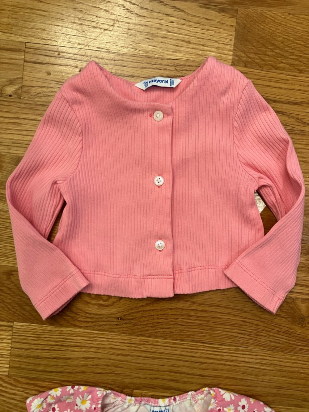 Mayoral 6 month baby Pink Ribbed Cardigan and Pink Floral Top Set - Picture 7 of 7